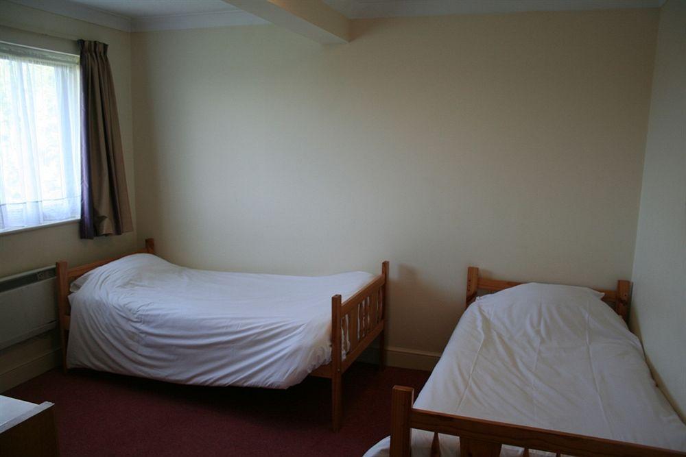 Days Inn Stafford Exteriér fotografie